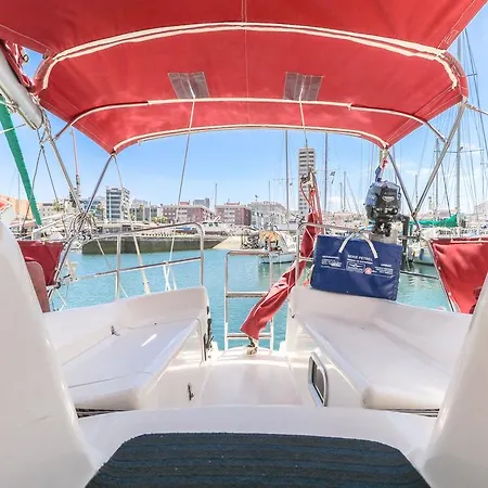 Botel Live A Nautical-sport Experience *